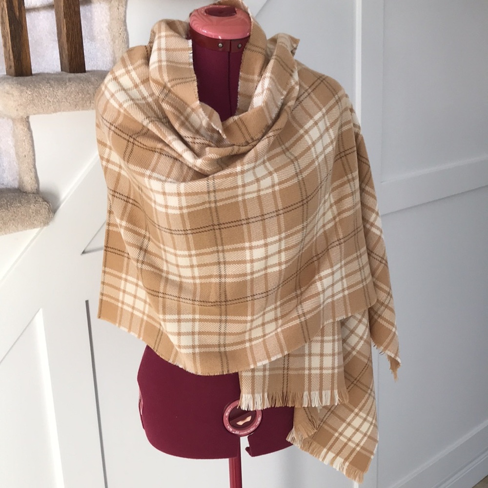 NWOT Gap scarf wrap shawl
